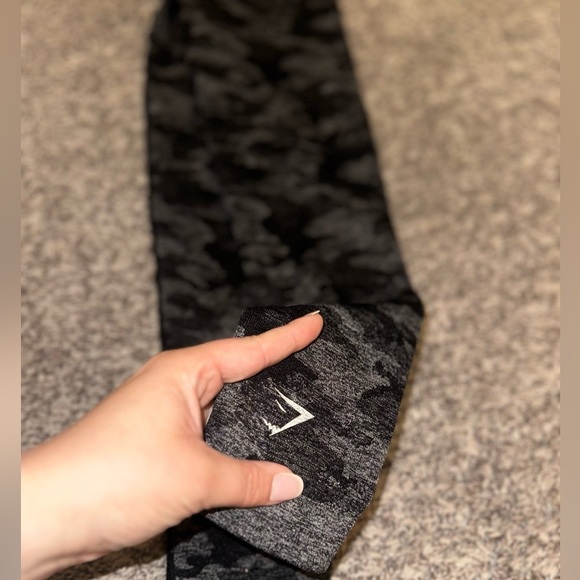 Women’s GYMSHARK Grey Camo Seamless Leggings Size Small - Picture 7 of 12